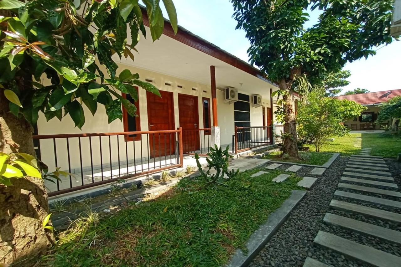 Express O 91578 Villali Jogja Jogjakarta Buitenkant foto